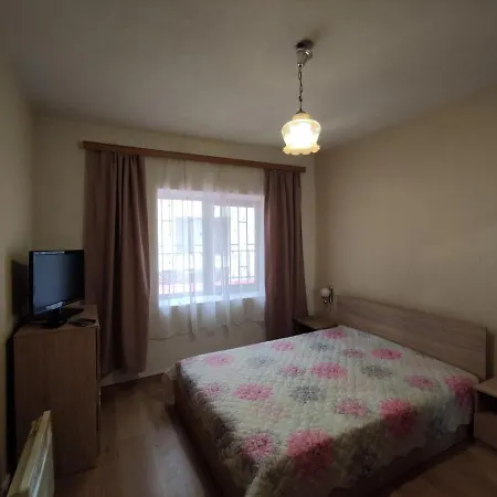 Къща Под Наем Ивановата Къща Guest house Sokolovtsi (Smolyan)