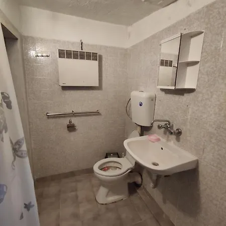 Къща Под Наем Ивановата Къща Guest house Sokolovtsi (Smolyan)
