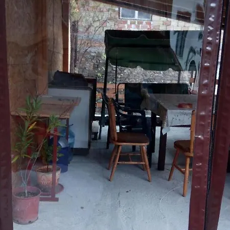 Guest house Къща Под Наем Ивановата Къща *